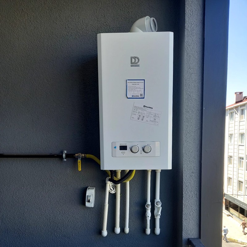 Avcılar kombi montajı balkon uygulaması - Doruk Teknik saha çalışması